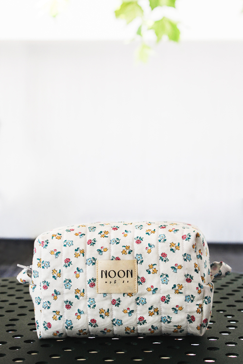 Ditsy Floral Make-up bag